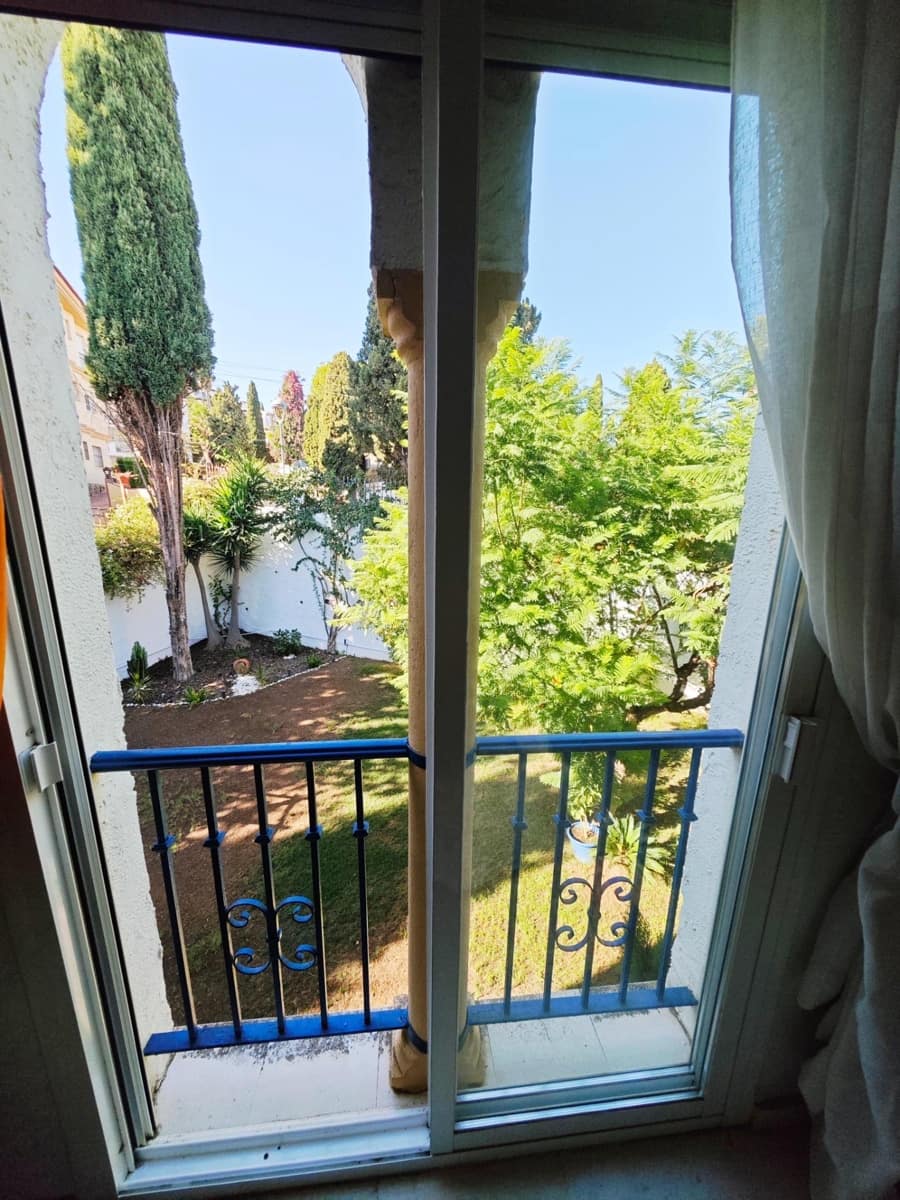 2 bedroom Apartment for sale in Mijas Golf with pool - € 370,000 (Ref: 9569353)