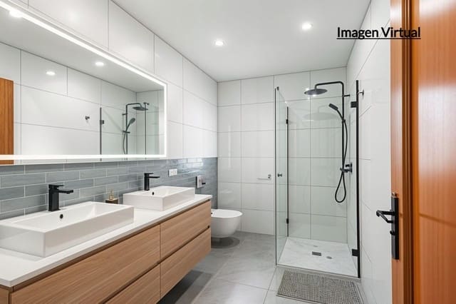 3 soverom Leilighet til salgs i Arroyo de la Miel, Benalmádena med garasje - € 390 000 (Ref: 9569356)