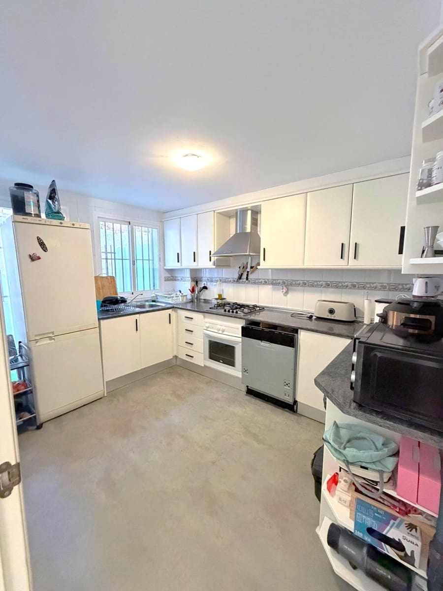 4 soverom Rekkehus til salgs i Benalmadena med svømmebasseng - € 425 000 (Ref: 9571282)