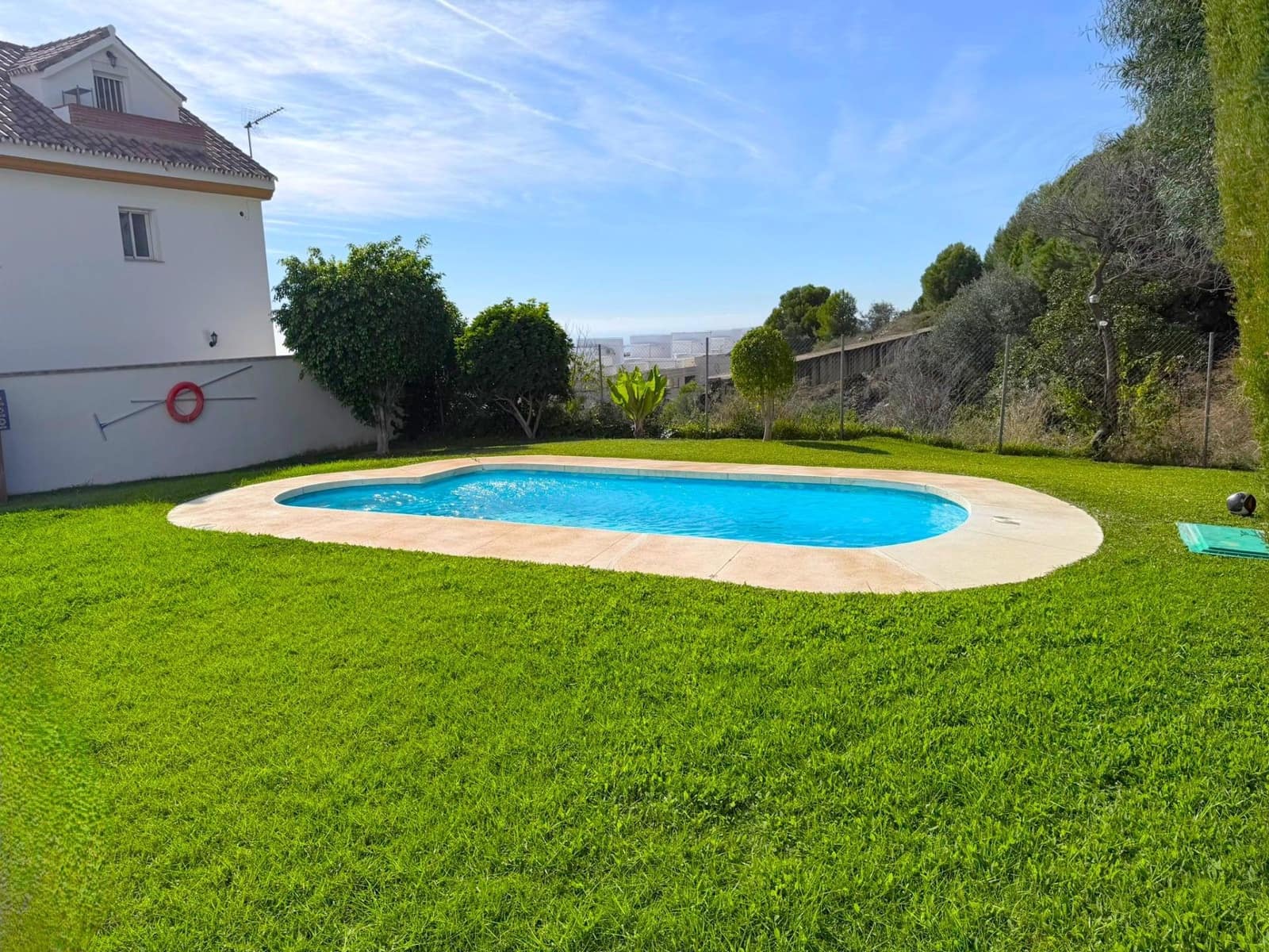 4 soverom Rekkehus til salgs i Benalmadena med svømmebasseng - € 425 000 (Ref: 9571282)