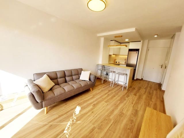 1 sypialnia Apartament na sprzedaż w Benalmádena z basenem - 240 000 € (Ref: 9571283)