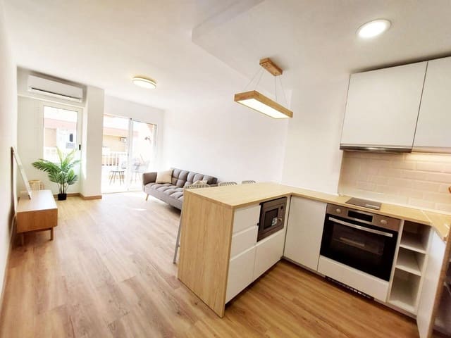 1 sypialnia Apartament na sprzedaż w Benalmádena z basenem - 240 000 € (Ref: 9571283)