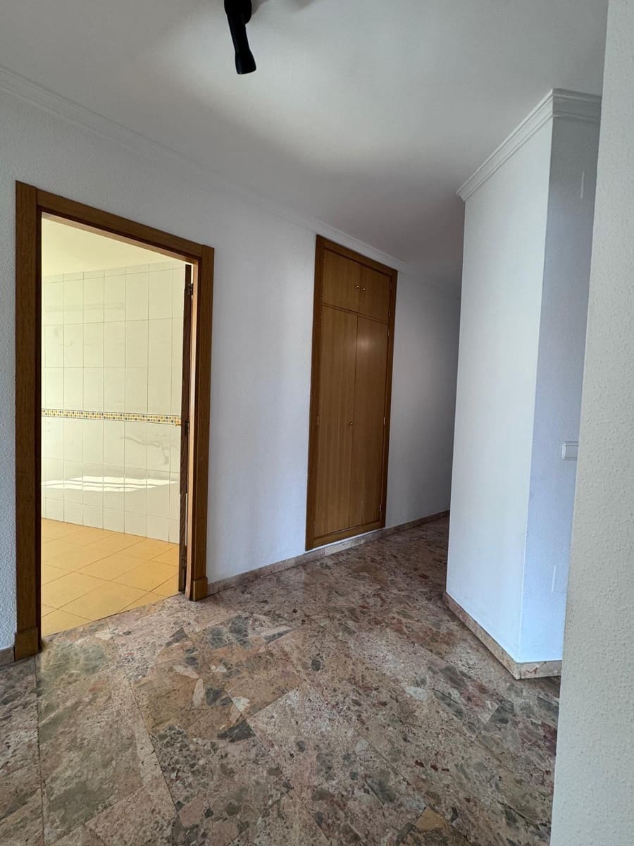 3 Zimmer Wohnung zu verkaufen in Fuengirola mit Garage - 350.000 € (Ref: 9571287)