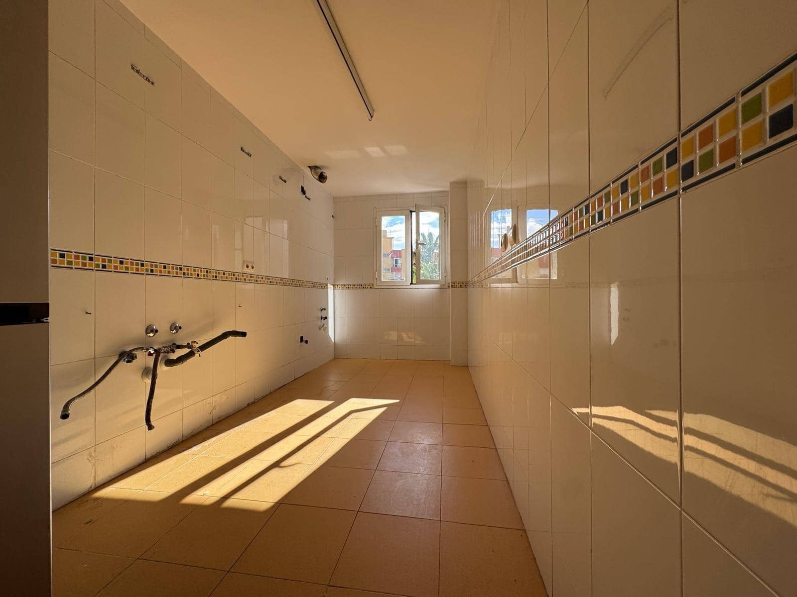 3 Zimmer Wohnung zu verkaufen in Fuengirola mit Garage - 350.000 € (Ref: 9571287)