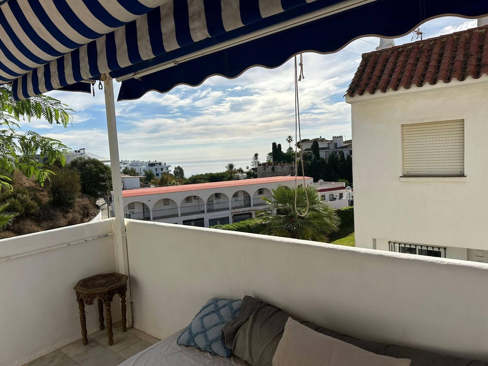 3 soveværelse Semi-Rækkehus til salg i Mijas med swimmingpool - € 450.000 (Ref: 9571295)