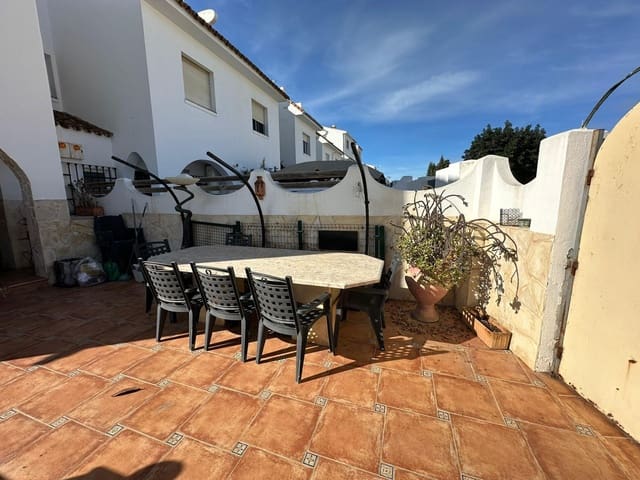 3 bedroom Semi-detached Villa for sale in Mijas with pool - € 450,000 (Ref: 9571295)