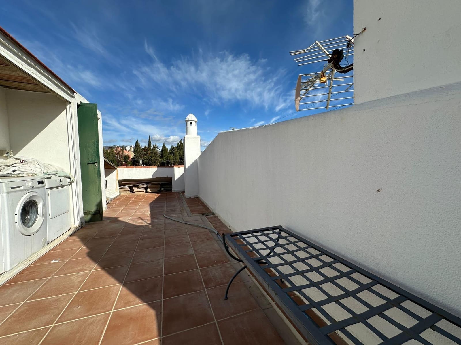 3 soveværelse Semi-Rækkehus til salg i Mijas med swimmingpool - € 450.000 (Ref: 9571295)