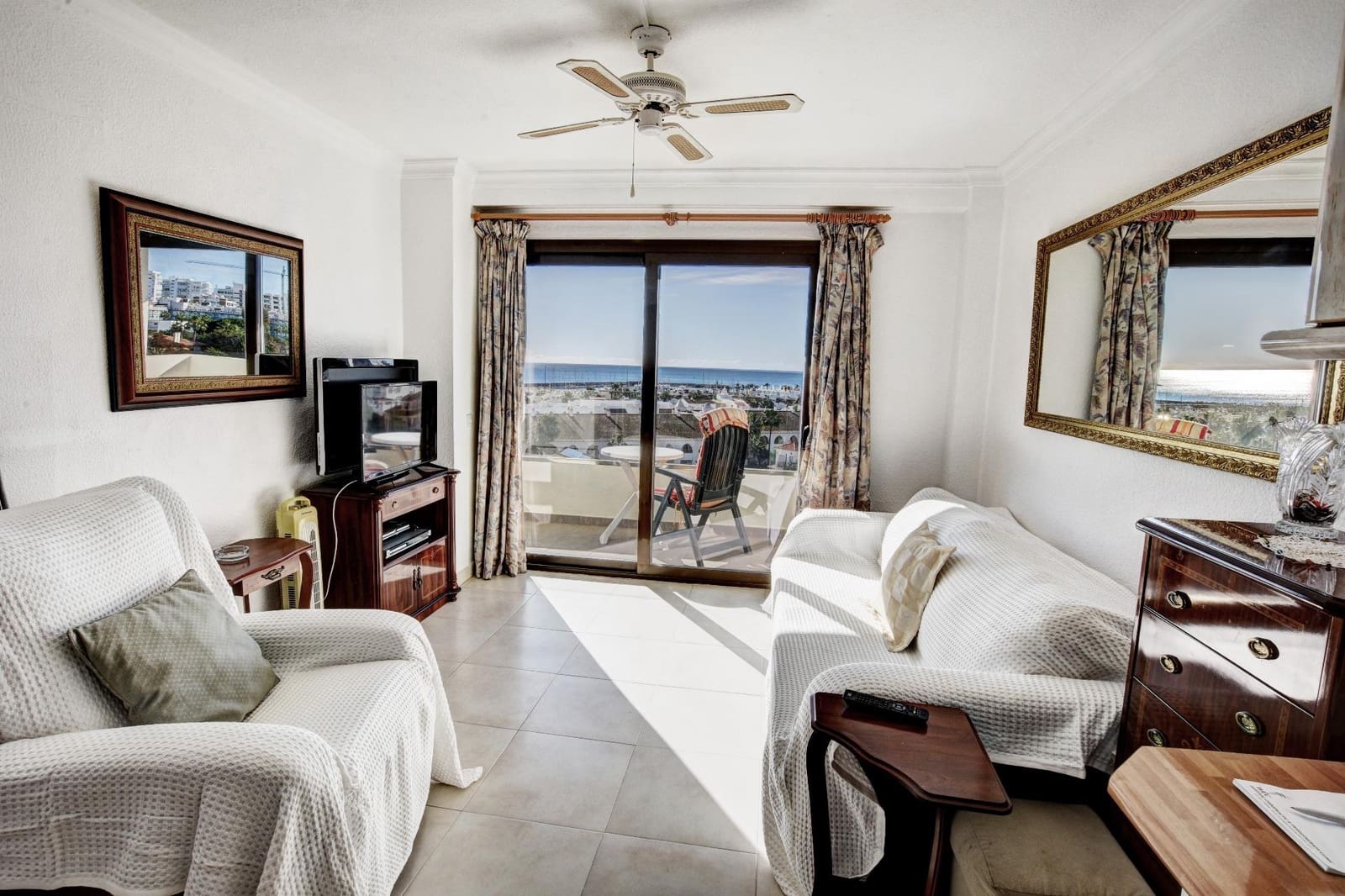 1 quarto Apartamento para venda em Torremolinos com piscina - 325 000 € (Ref: 9586612)