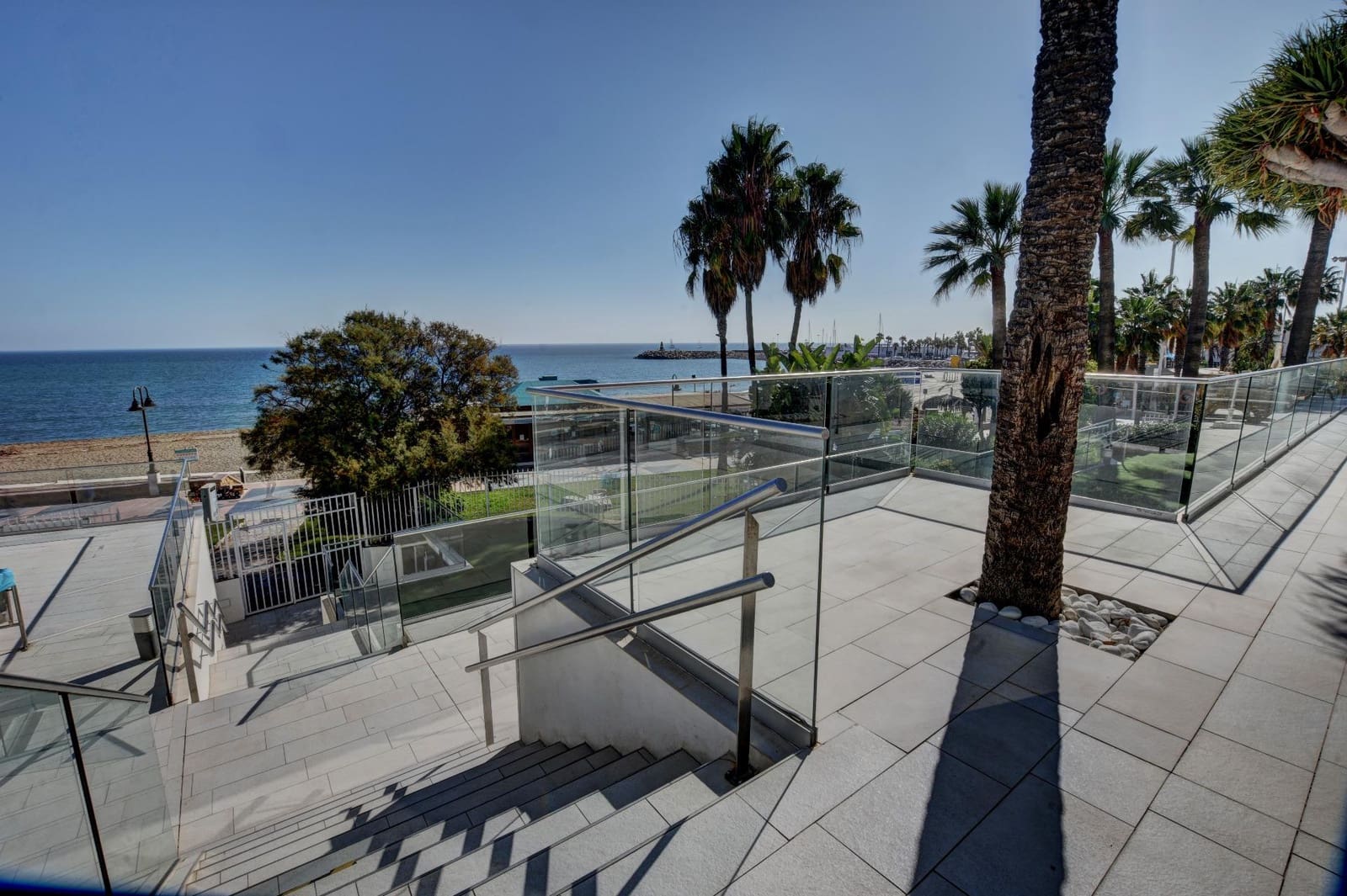 1 quarto Apartamento para venda em Torremolinos com piscina - 325 000 € (Ref: 9586612)