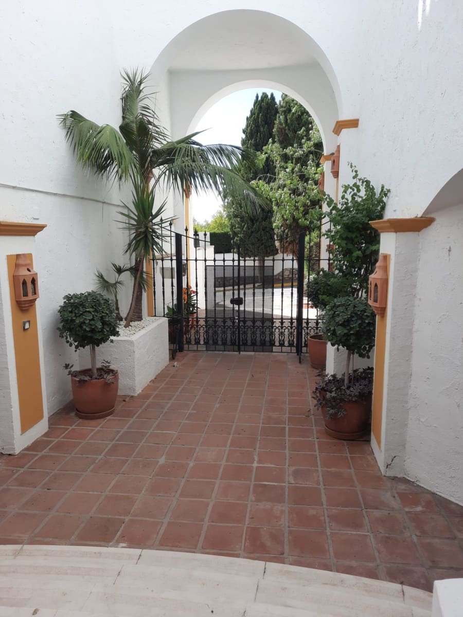 1 slaapkamer Appartement te koop in Mijas Golf met zwembad - € 260.000 (Ref: 9599640)