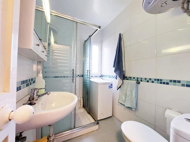 1 soverom Leilighet til salgs i Benalmádena med svømmebasseng - € 229 500 (Ref: 9599641)