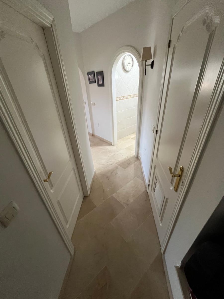 4 chambre Villa/Maison Mitoyenne à vendre à Benalmadena avec piscine garage - 639 000 € (Ref: 9605081)