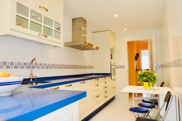 3 soverom Leilighet til salgs i Las Lagunas de Mijas, Mijas med svømmebasseng garasje - € 338 000 (Ref: 9608160)