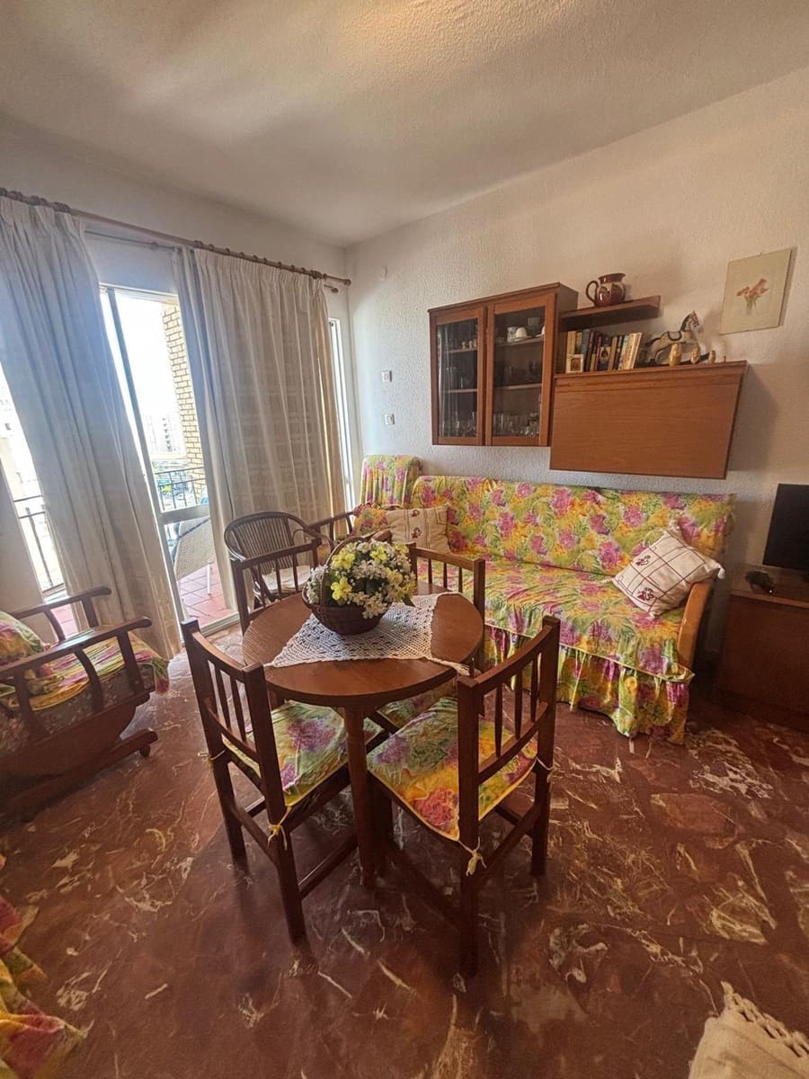 Studio till salu i Benalmadena Costa med pool - 170 000 € (Ref: 9615633)