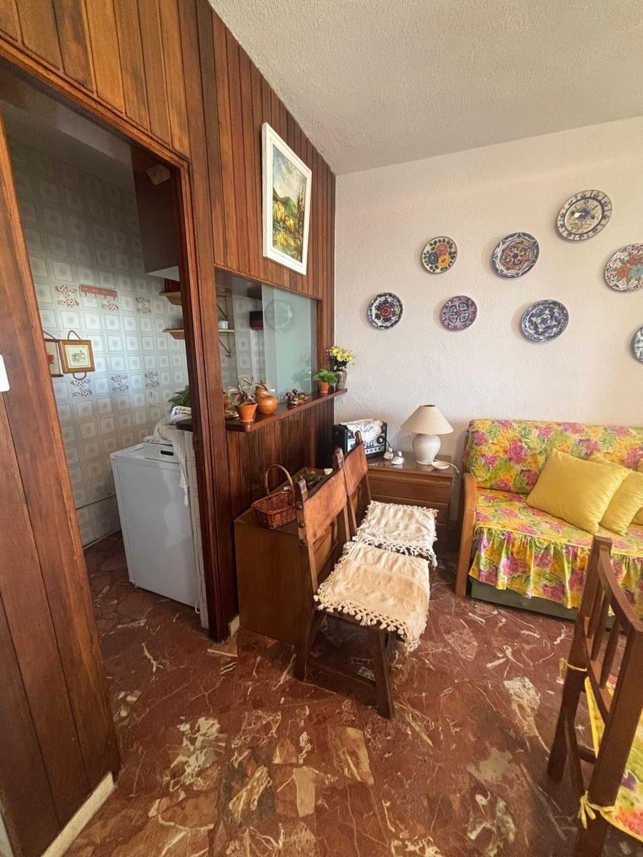 Estúdio para venda em Benalmadena Costa com piscina - 170 000 € (Ref: 9615633)