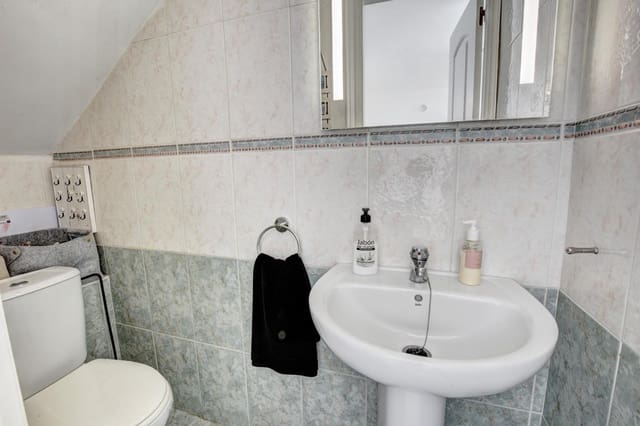 2 makuuhuone Rivitalo myytävänä paikassa Benalmádena mukana uima-altaan 
autotalli - 499 000 € (Ref: 9625789)