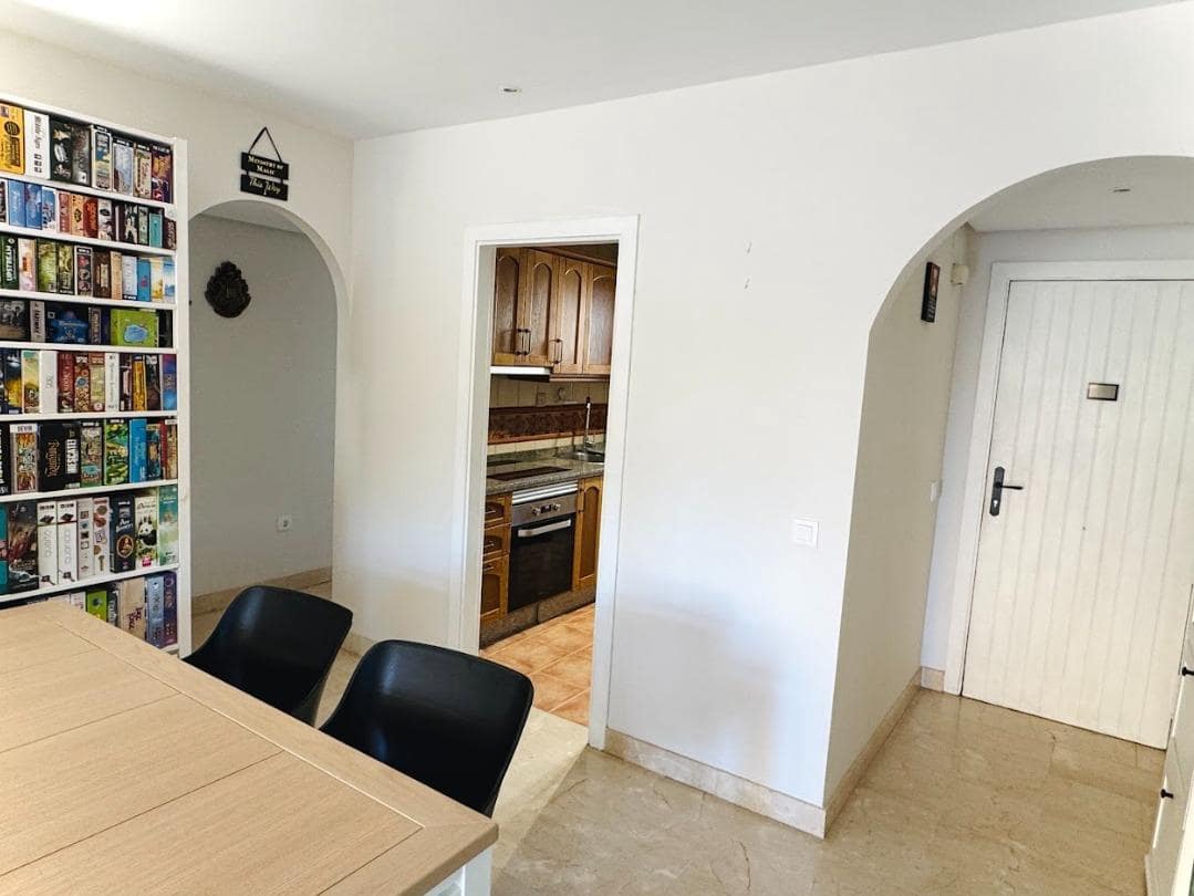 3 soveværelse Lejlighed til salg i Riviera del Sol med swimmingpool - € 334.000 (Ref: 9627678)