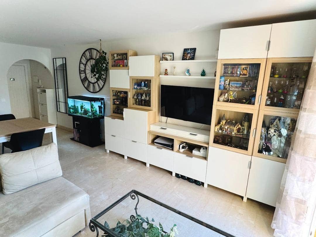 3 soveværelse Lejlighed til salg i Riviera del Sol med swimmingpool - € 334.000 (Ref: 9627678)