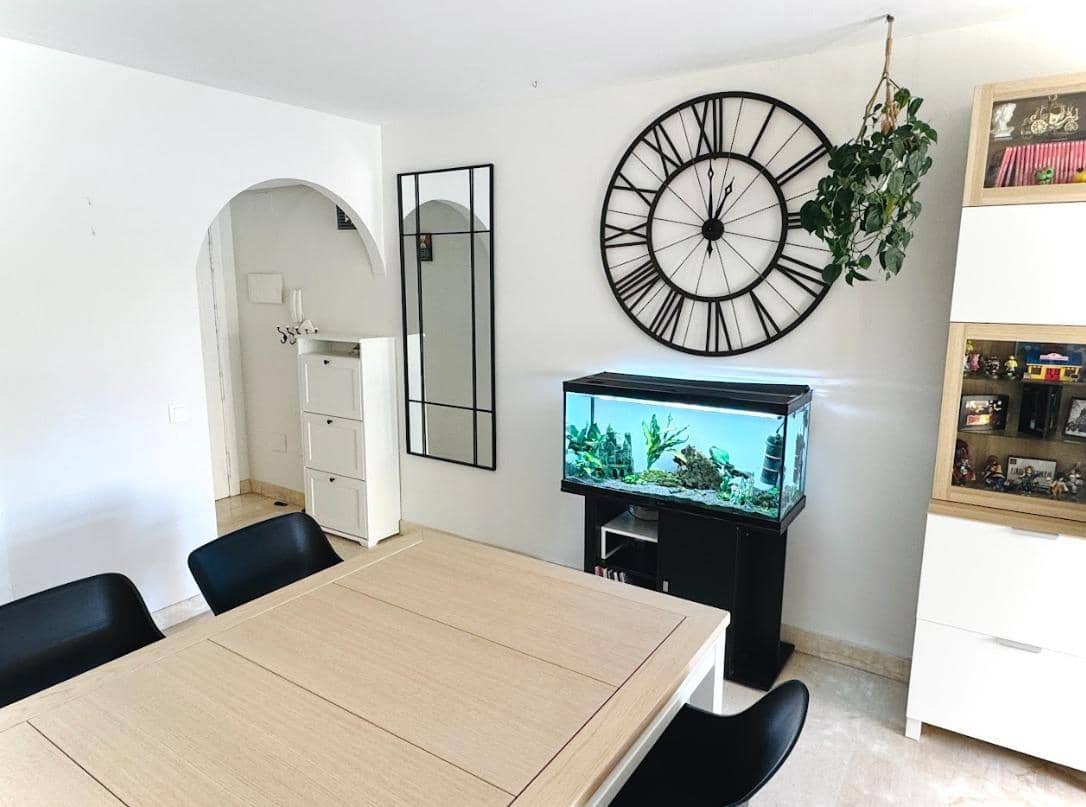 3 soveværelse Lejlighed til salg i Riviera del Sol med swimmingpool - € 334.000 (Ref: 9627678)