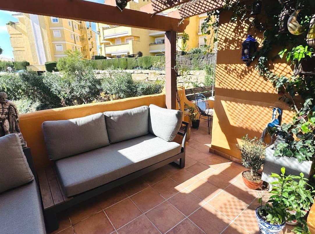 3 soveværelse Lejlighed til salg i Riviera del Sol med swimmingpool - € 334.000 (Ref: 9627678)