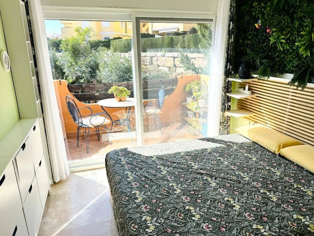 3 soveværelse Lejlighed til salg i Riviera del Sol med swimmingpool - € 334.000 (Ref: 9627678)