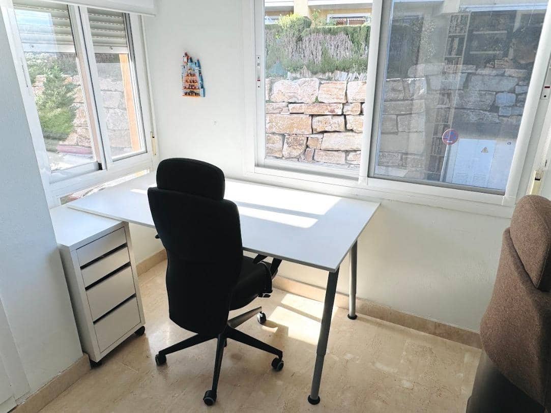 3 soveværelse Lejlighed til salg i Riviera del Sol med swimmingpool - € 334.000 (Ref: 9627678)