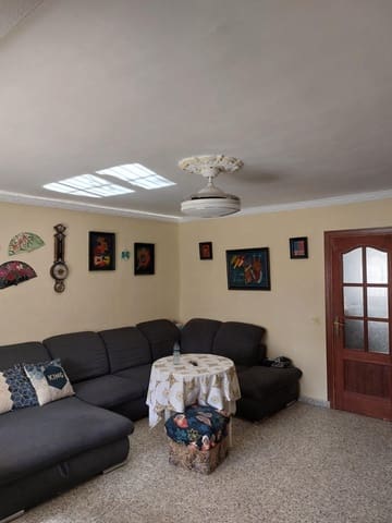 3 makuuhuone Asunto myytävänä paikassa Torremolinos - 230 000 € (Ref: 9637707)