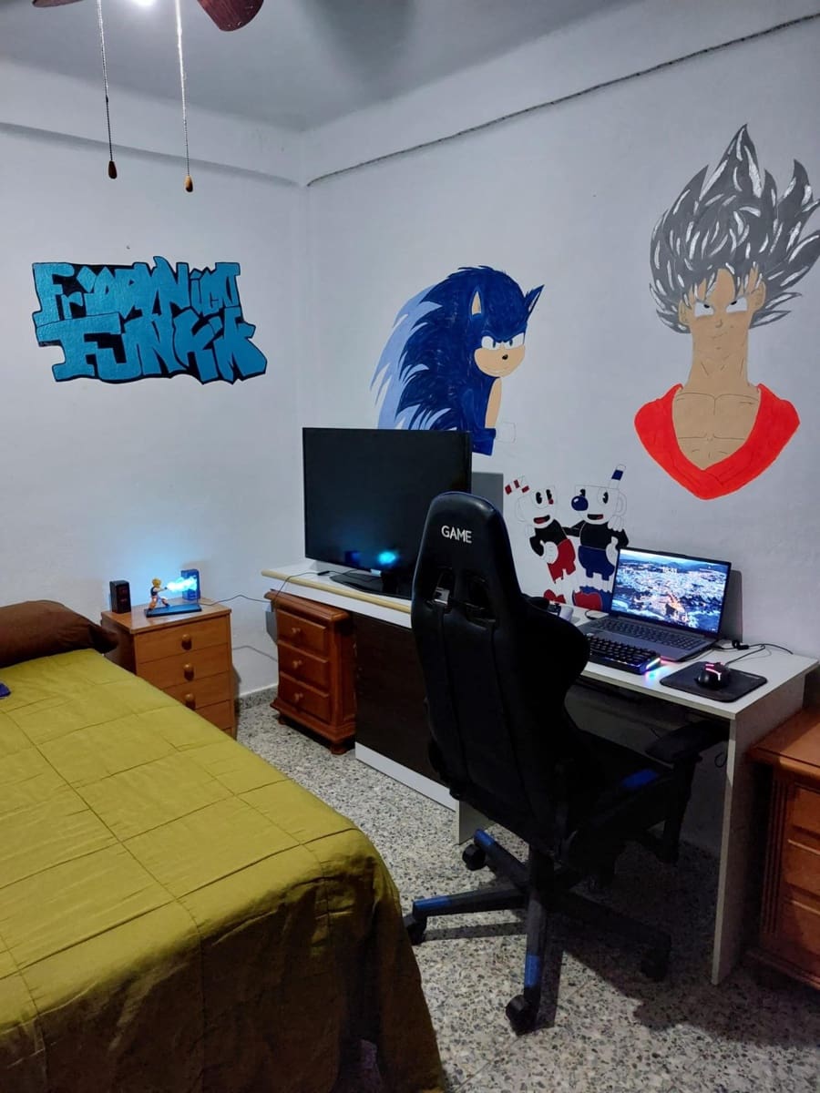 Piso de 3 habitaciones en Torremolinos en venta - 230.000 € (Ref: 9637707)