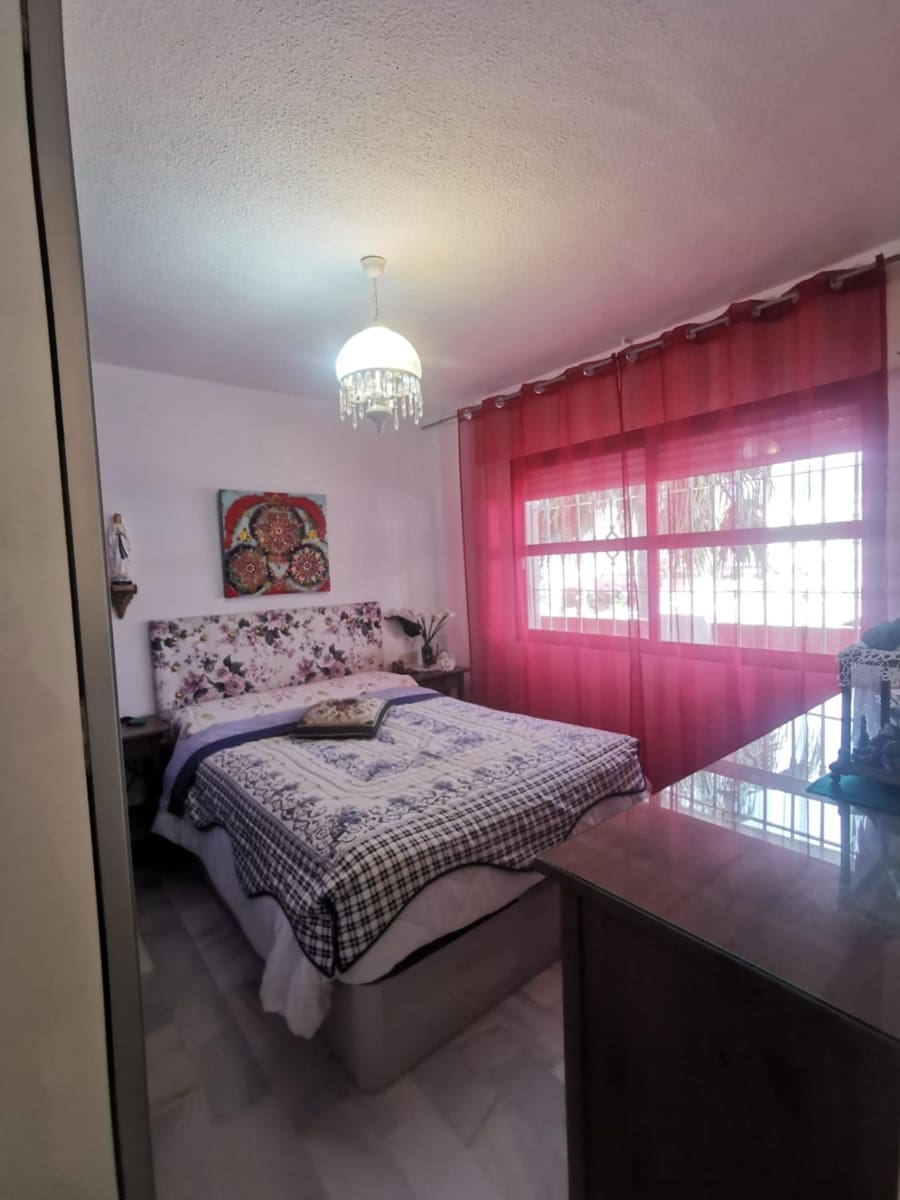 1 bedroom Apartment for sale in Torremolinos with pool - € 240,000 (Ref: 9645128)