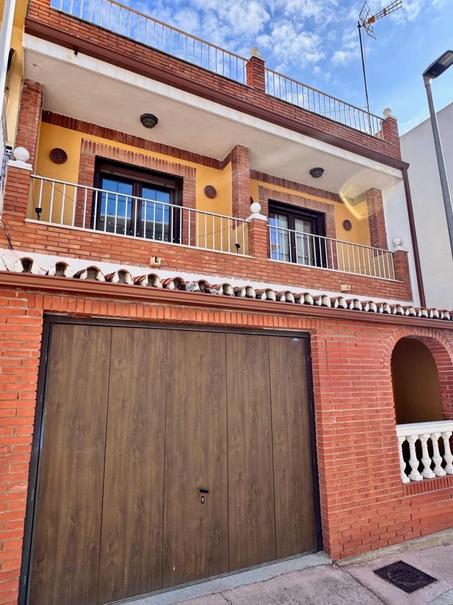 3 soverom Kjedet enebolig til salgs i Puerto de la Torre med garasje - € 390 000 (Ref: 9679938)