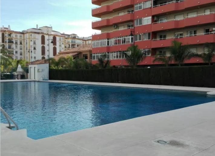 3 bedroom Flat for sale in Fuengirola with pool - € 388,000 (Ref: 9686544)