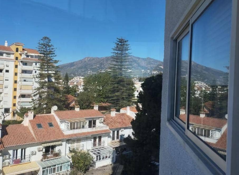 3 bedroom Flat for sale in Fuengirola with pool - € 388,000 (Ref: 9686544)