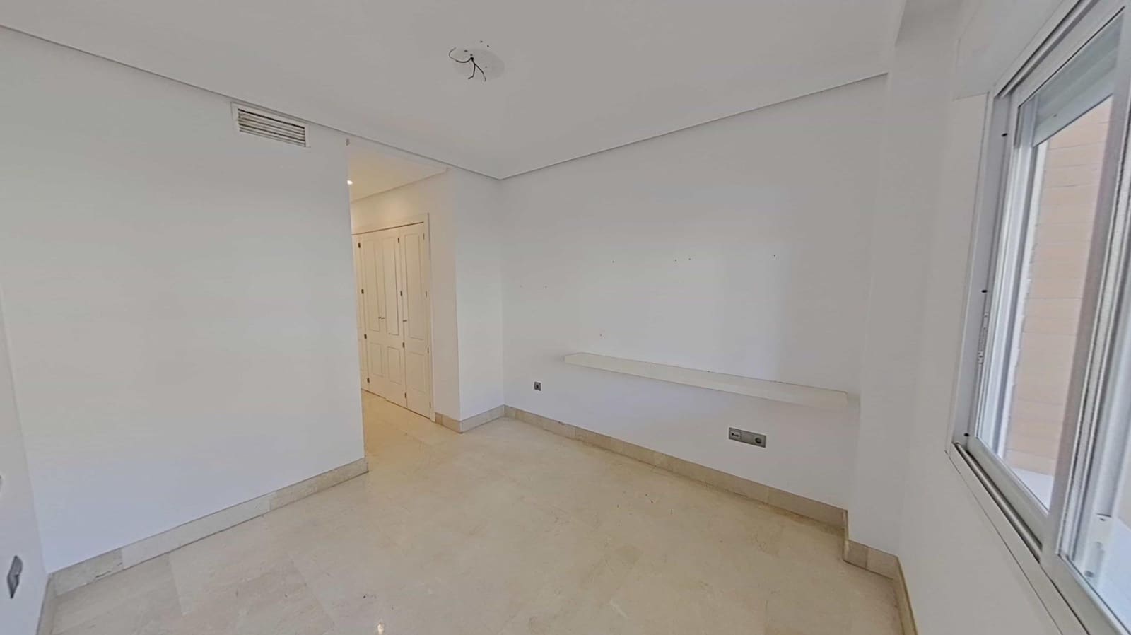 3 bedroom Flat for sale in Torrequebrada with pool garage - € 465,000 (Ref: 9686545)