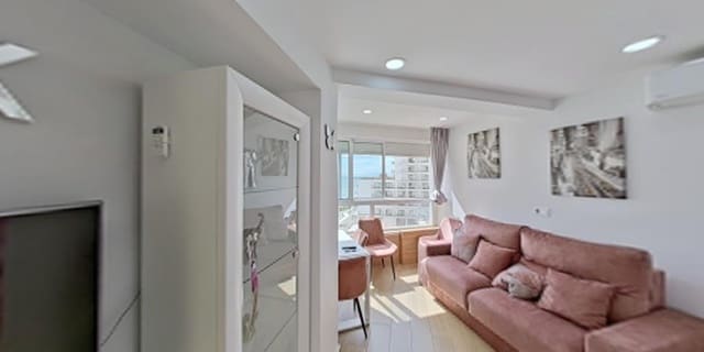 2 slaapkamer Appartement te koop in Benalmadena Costa, Benalmádena met garage - € 394.000 (Ref: 9686546)