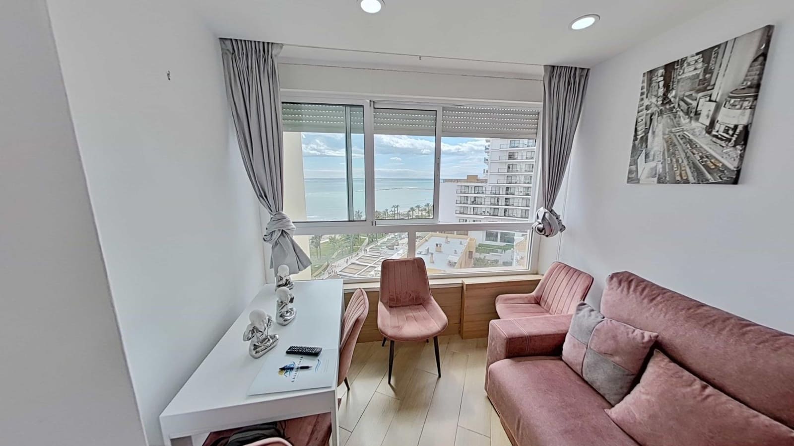 2 slaapkamer Appartement te koop in Benalmadena Costa met garage - € 394.000 (Ref: 9686546)