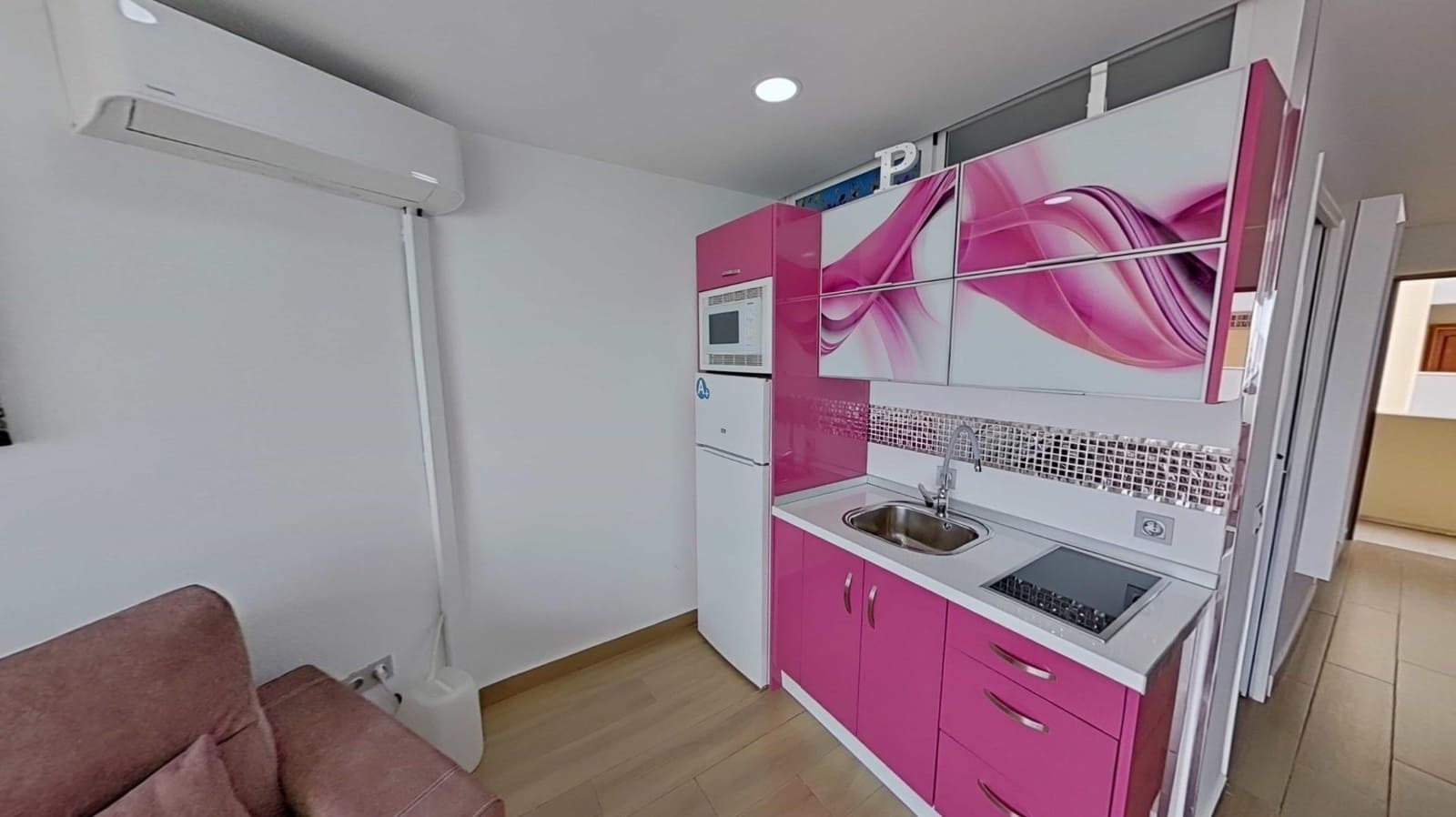 2 slaapkamer Appartement te koop in Benalmadena Costa met garage - € 394.000 (Ref: 9686546)