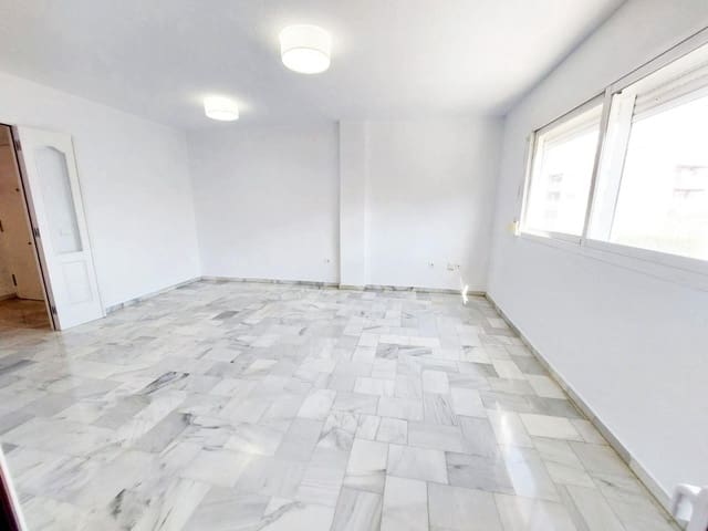 2 quarto Apartamento para venda em Las Lagunas de Mijas, Mijas com piscina garagem - 284 000 € (Ref: 9690700)