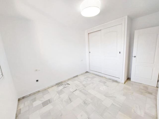 2 quarto Apartamento para venda em Las Lagunas de Mijas, Mijas com piscina garagem - 284 000 € (Ref: 9690700)