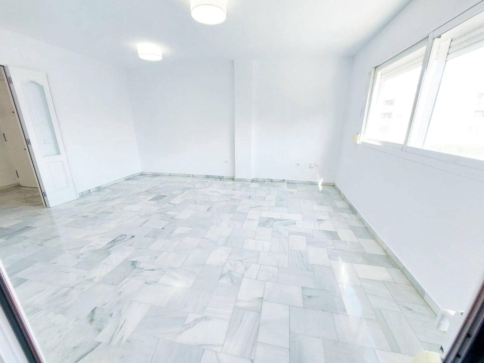 2 quarto Apartamento para venda em Las Lagunas de Mijas com piscina garagem - 284 000 € (Ref: 9690700)