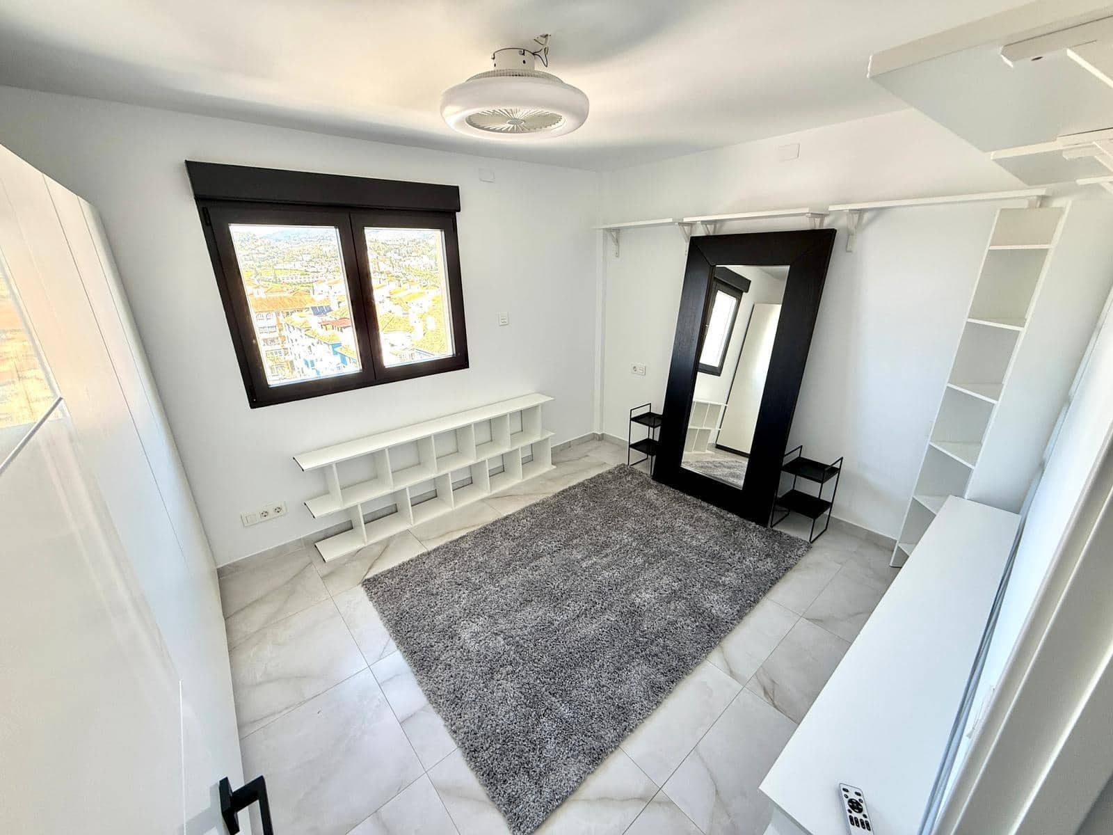 2 bedroom Apartment for sale in Las Lagunas de Mijas with pool - € 395,000 (Ref: 9695431)