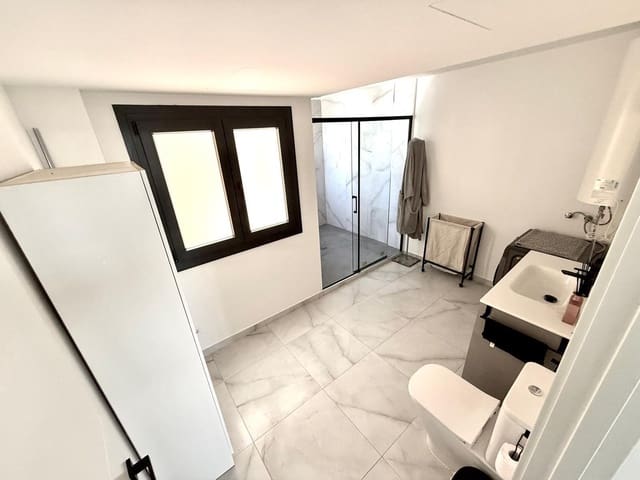 Apartamento de 2 habitaciones en Las Lagunas de Mijas, Mijas en venta con piscina - 395.000 € (Ref: 9695431)