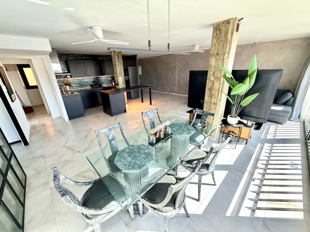 Apartamento de 2 habitaciones en Las Lagunas de Mijas, Mijas en venta con piscina - 395.000 € (Ref: 9695431)