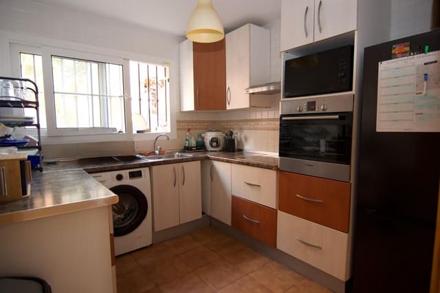 4 soverom Villa til salgs i Nueva Torrequebrada, Benalmádena med garasje - € 710 000 (Ref: 9695432)