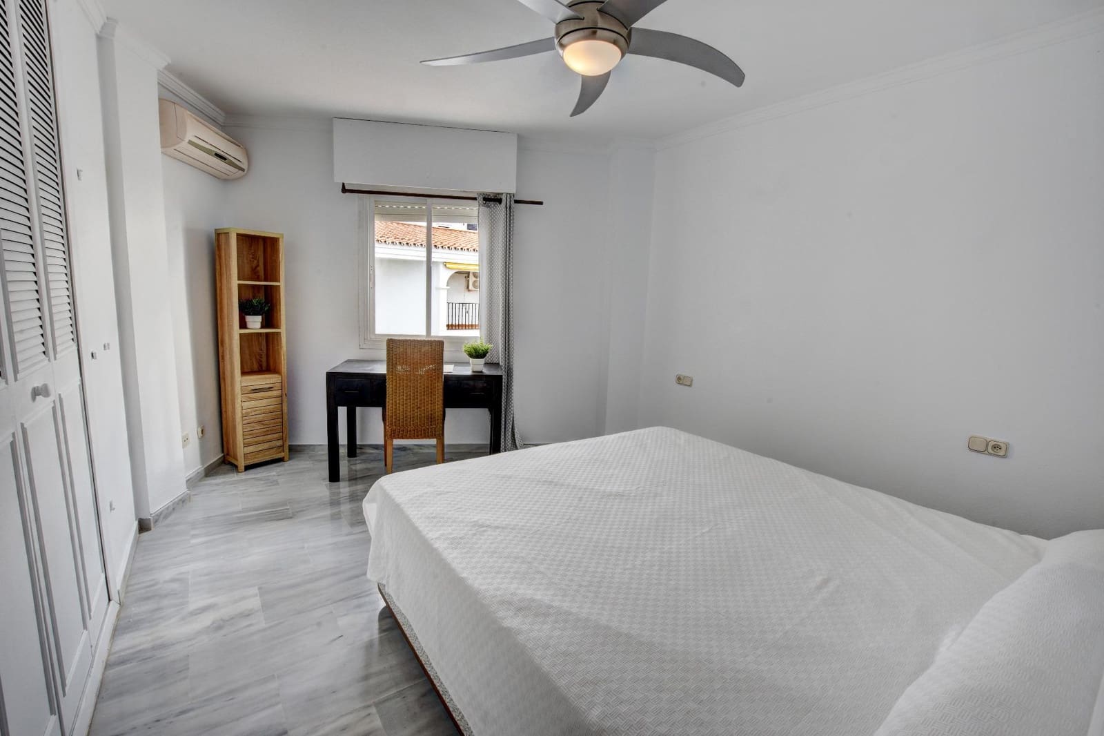 2 slaapkamer Flat te koop in Arroyo de la Miel met zwembad garage - € 289.000 (Ref: 9698875)
