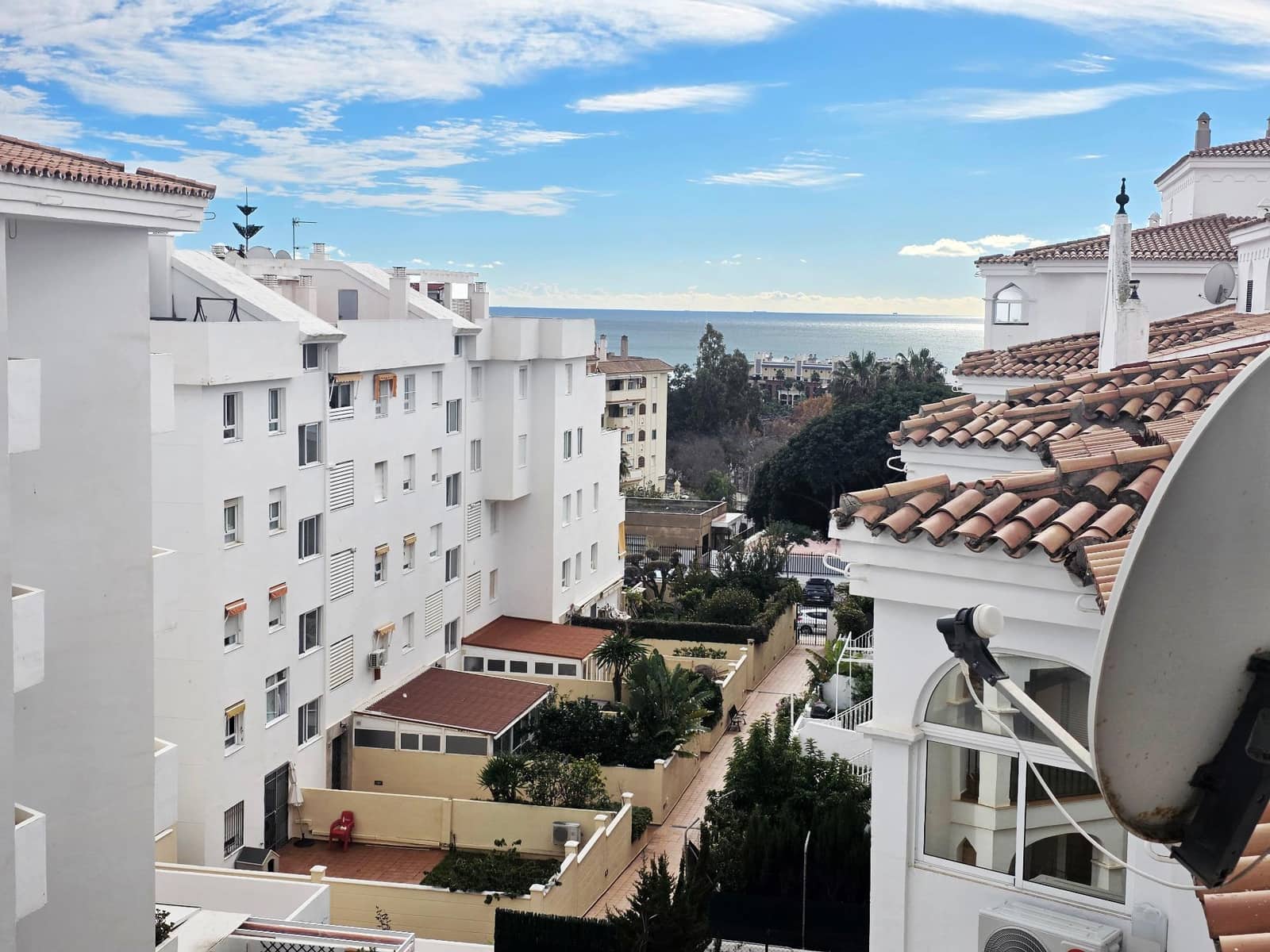 2 slaapkamer Flat te koop in Arroyo de la Miel met zwembad garage - € 289.000 (Ref: 9698875)