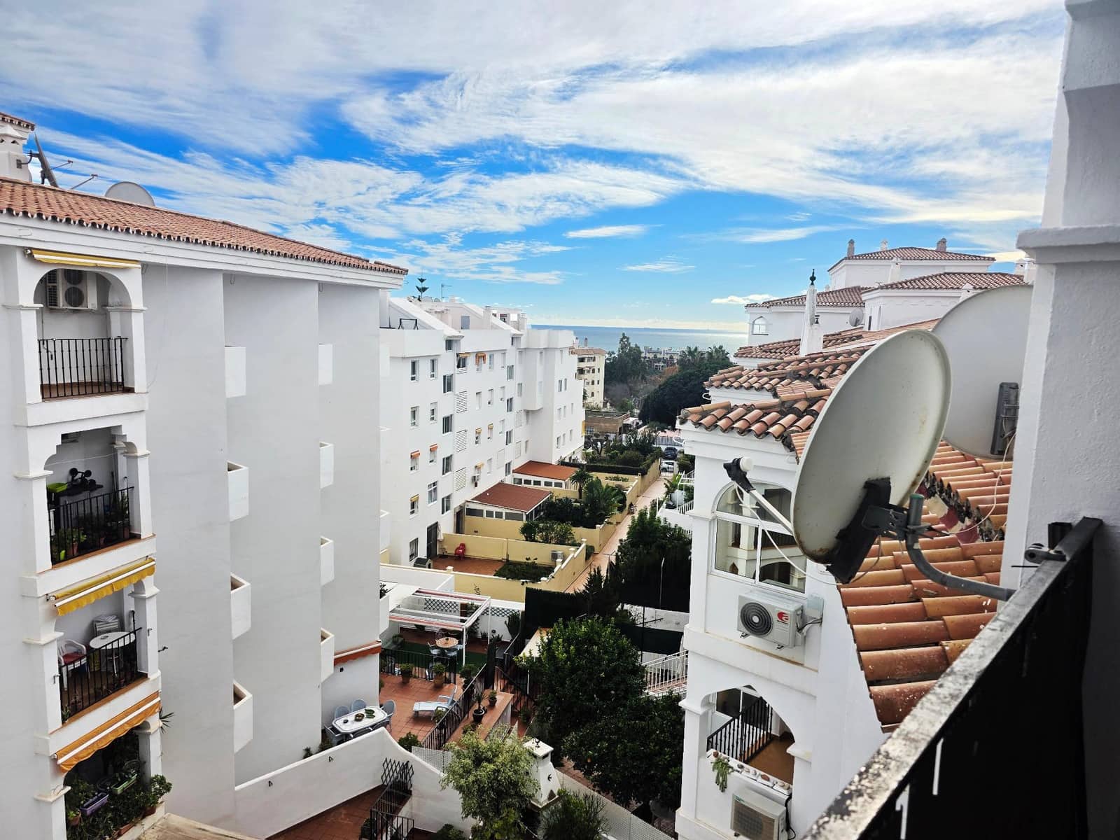 2 slaapkamer Flat te koop in Arroyo de la Miel met zwembad garage - € 289.000 (Ref: 9698875)