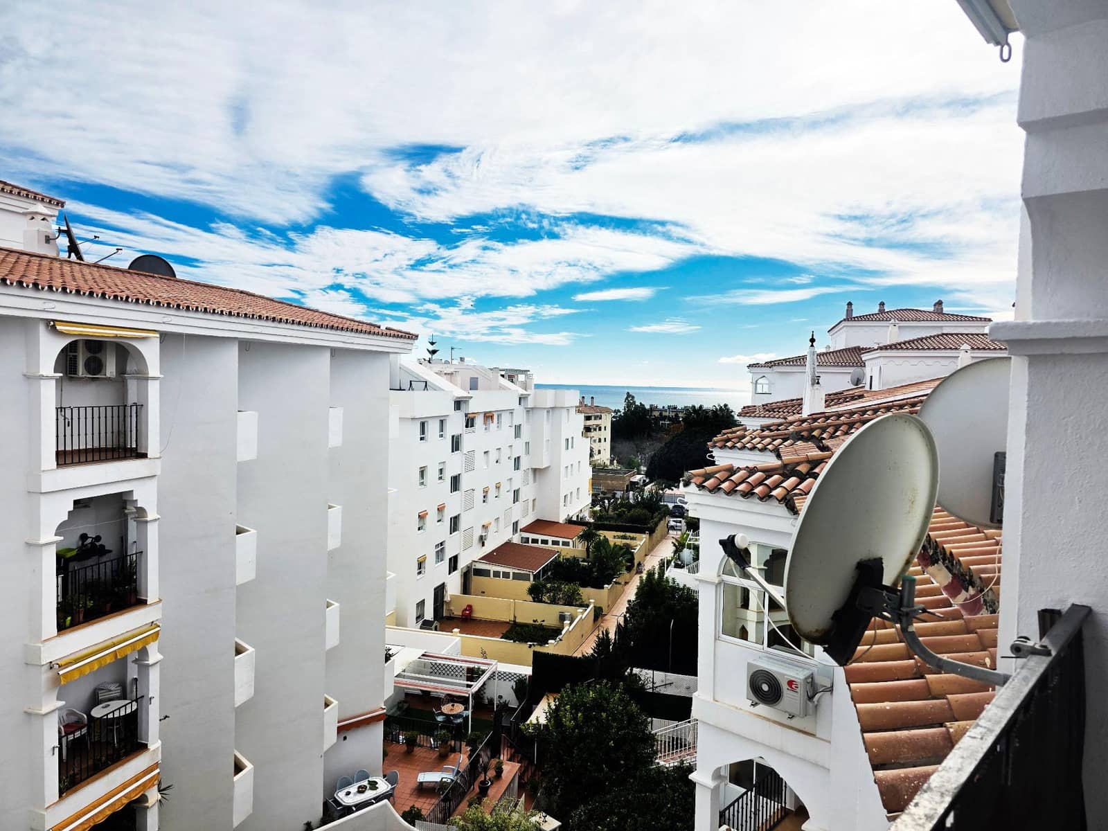 2 slaapkamer Flat te koop in Arroyo de la Miel met zwembad garage - € 289.000 (Ref: 9698875)