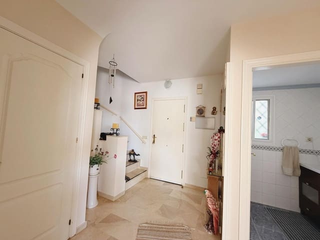 3 makuuhuone Rivitalo myytävänä paikassa Arroyo de la Miel, Benalmádena mukana uima-altaan 
autotalli - 570 000 € (Ref: 9712068)