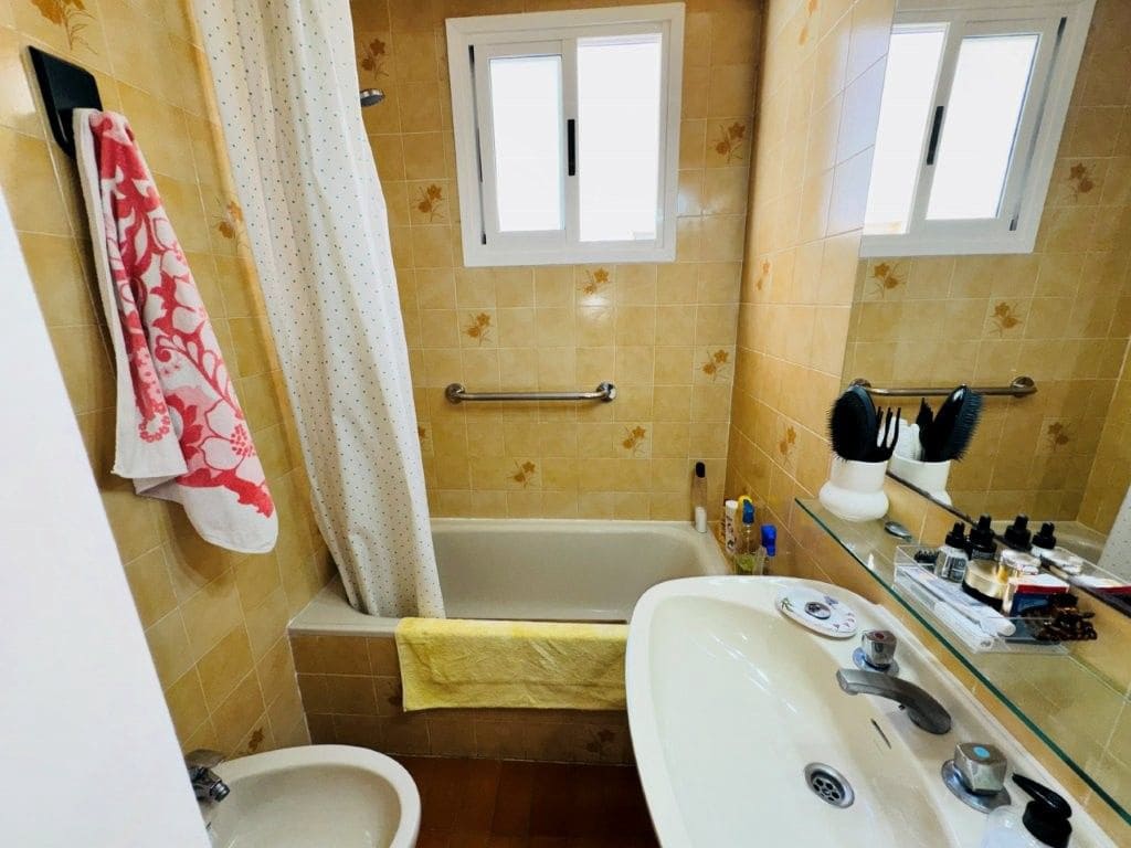 3 slaapkamer Appartement te koop in Torrevieja met garage - € 279.000 (Ref: 10013396)