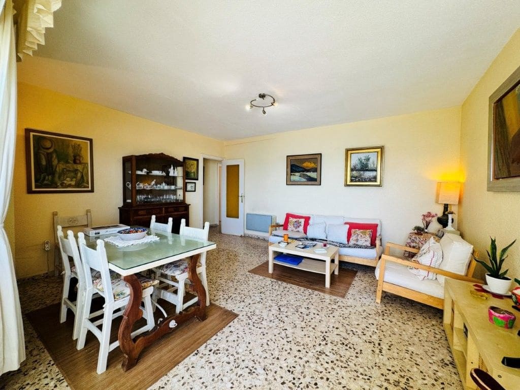 3 slaapkamer Appartement te koop in Torrevieja met garage - € 279.000 (Ref: 10013396)
